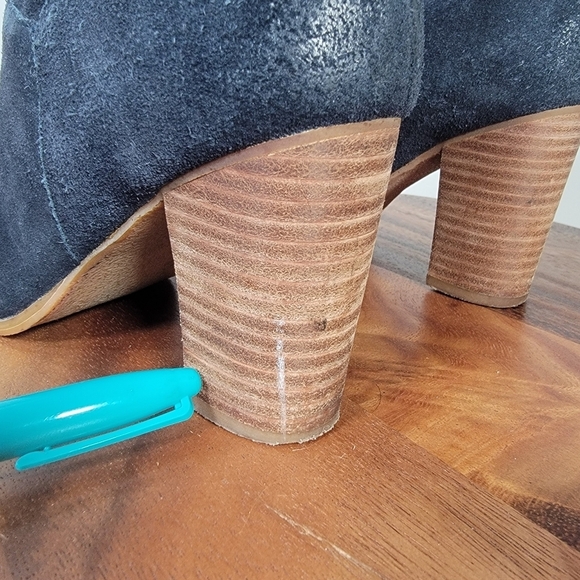 Crown Vintage Rita Suede Ankle Boots Stavked Heels Size 6.5 - Picture 9 of 16